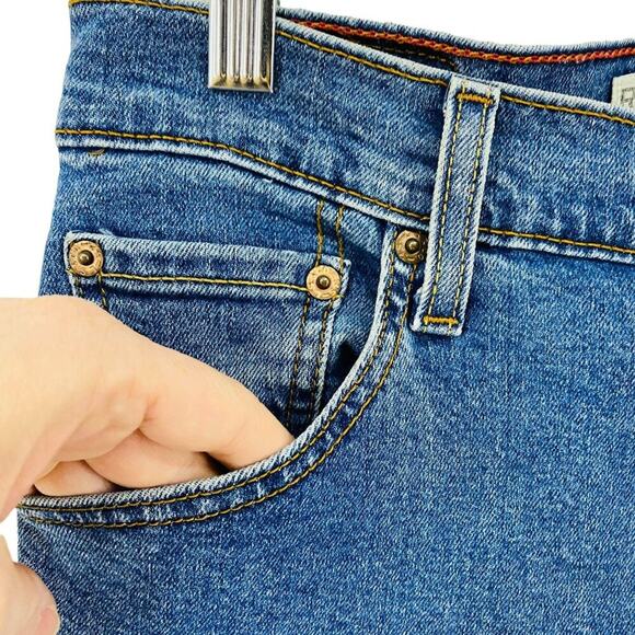 Levis 550 Womens Blue Medium Wash Denim Bootcut Jeans Size 6M - Picture 3 of 9